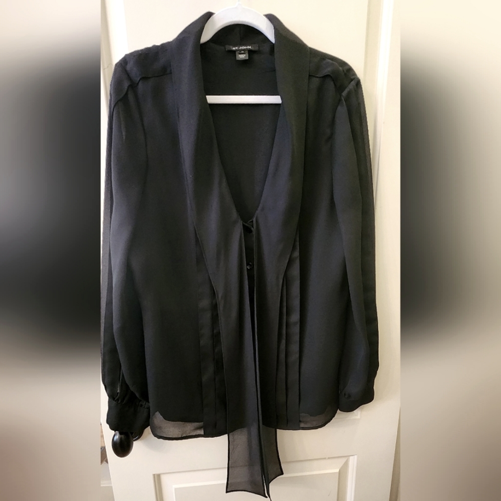 St. John Long Sleeve Button Down Blouse